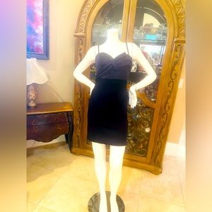 BCBGMAXAZRIA Navy/Black Contrast Contouring Dress Sz 6